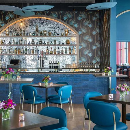 Moxy Madison Downtown Hotel Buitenkant foto